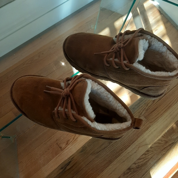 Mens sz.10 Ugg Neumel Boots - Picture 3 of 8